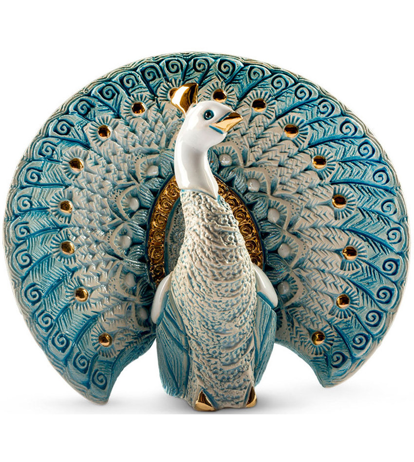 DERF246W - White Peacock